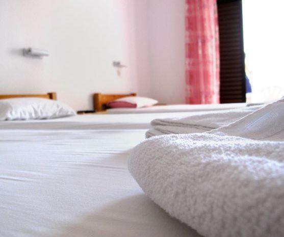 Skentos Hotel Kриопиги Екстериор снимка